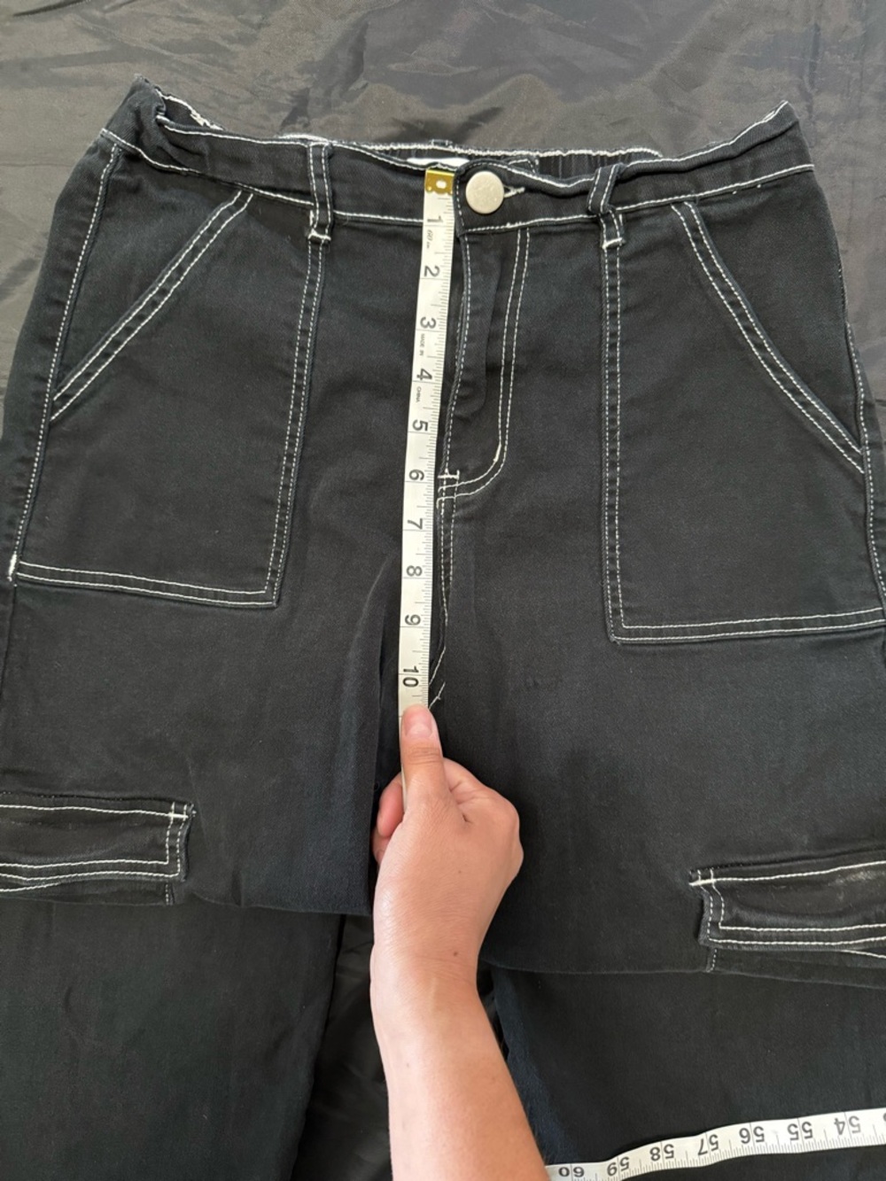 Forever 21 Black Cargo Pants with White Contrast Stitching Size L - Picture 8 of 13